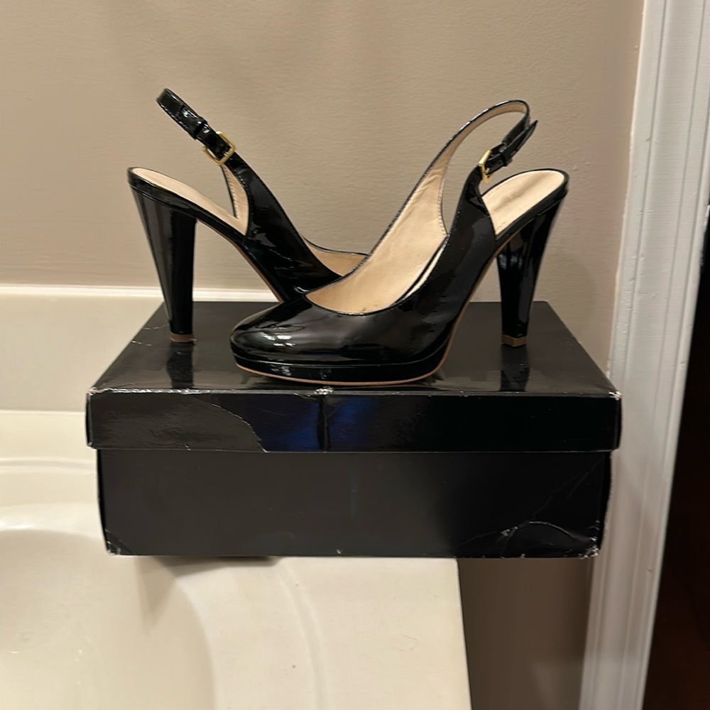 Women, black, slingback patent leathers